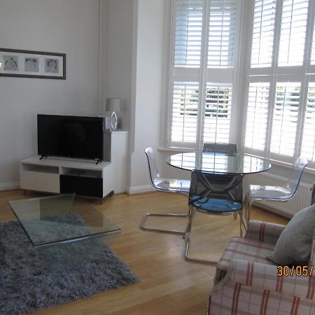 Fort House Apartment Портсмът Екстериор снимка